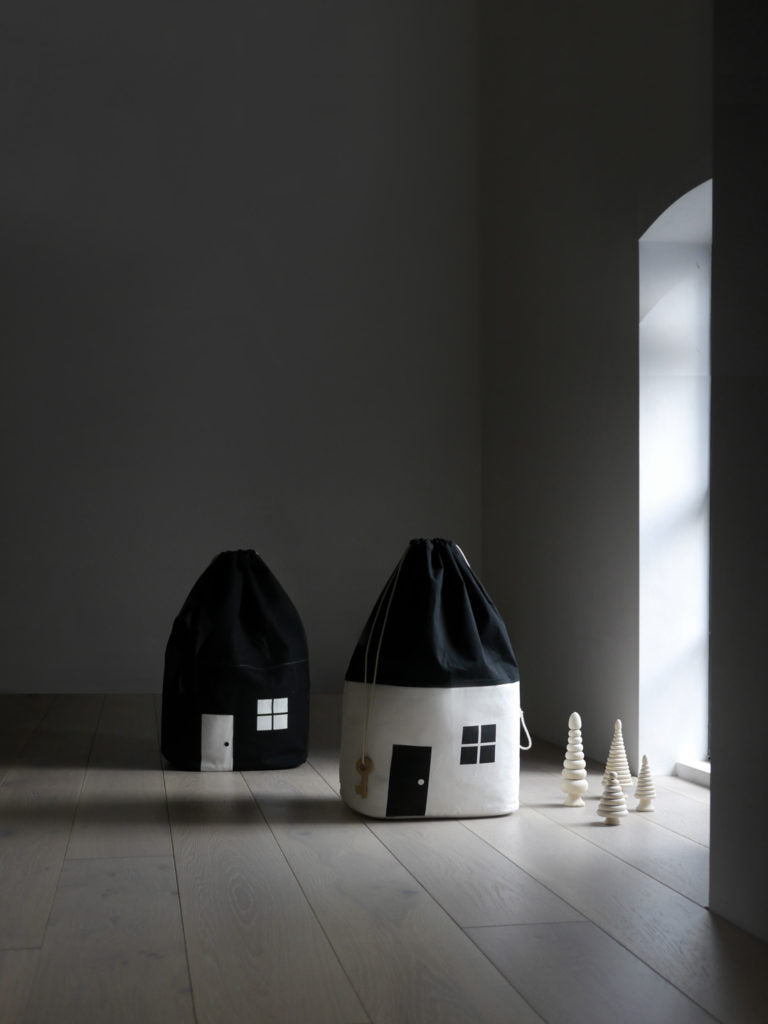 Rock & Pebble - House No.2 - Organic Storage Bag (Medium)