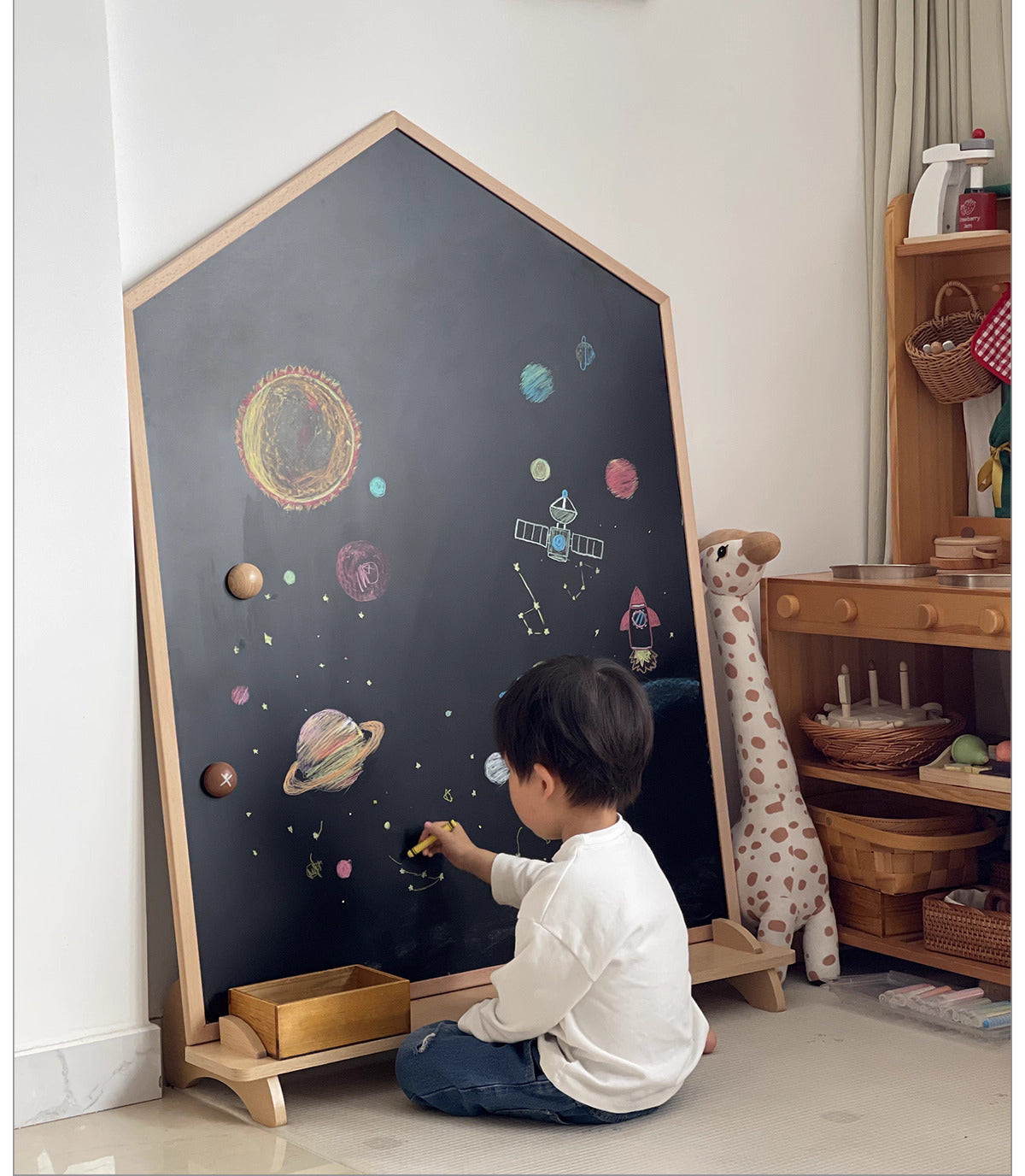 香榭美松 (Xiangxie Meisong) Little House Magnetic Drawing Board